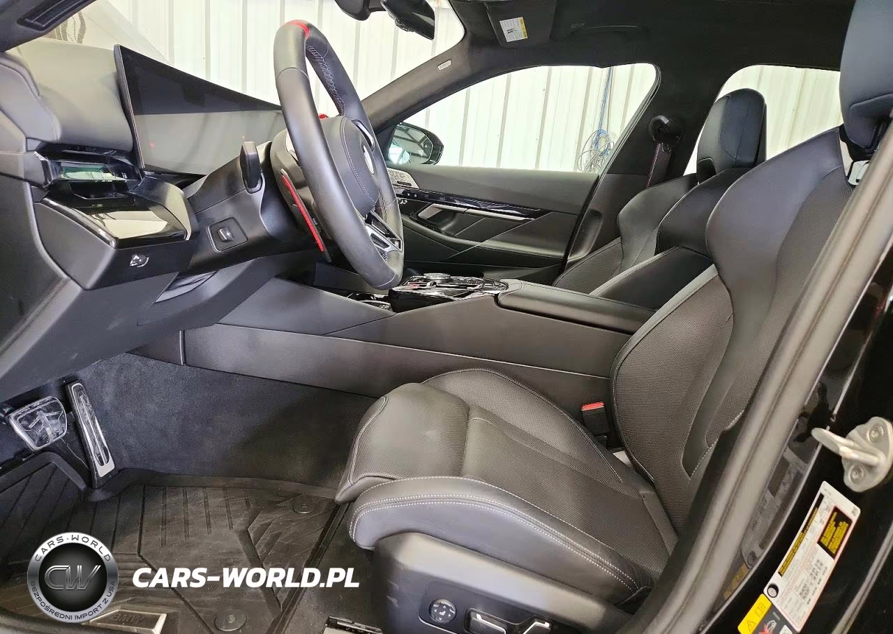 2026 BMW M5 VIN:WBS83FK05TCV11581 - 7