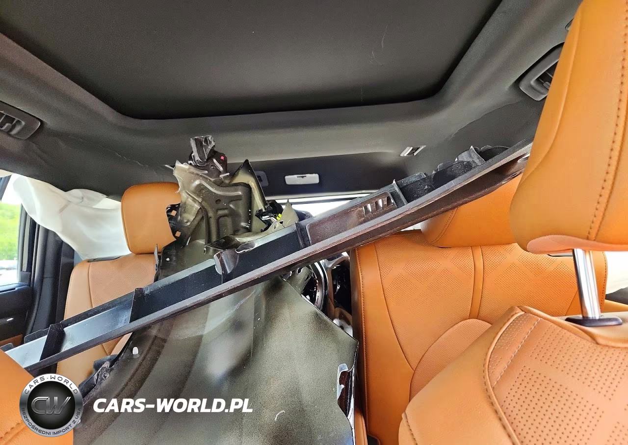 2025 Toyota Highlander Hybrid Platinum VIN:5TDEBRCH4SS684217 - 10