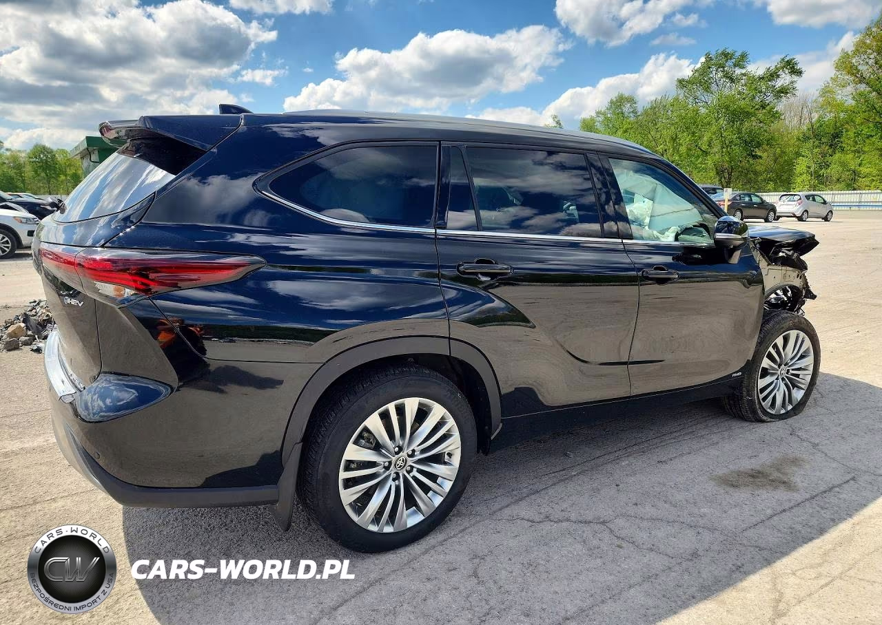 2025 Toyota Highlander Hybrid Platinum VIN:5TDEBRCH4SS684217 - 3