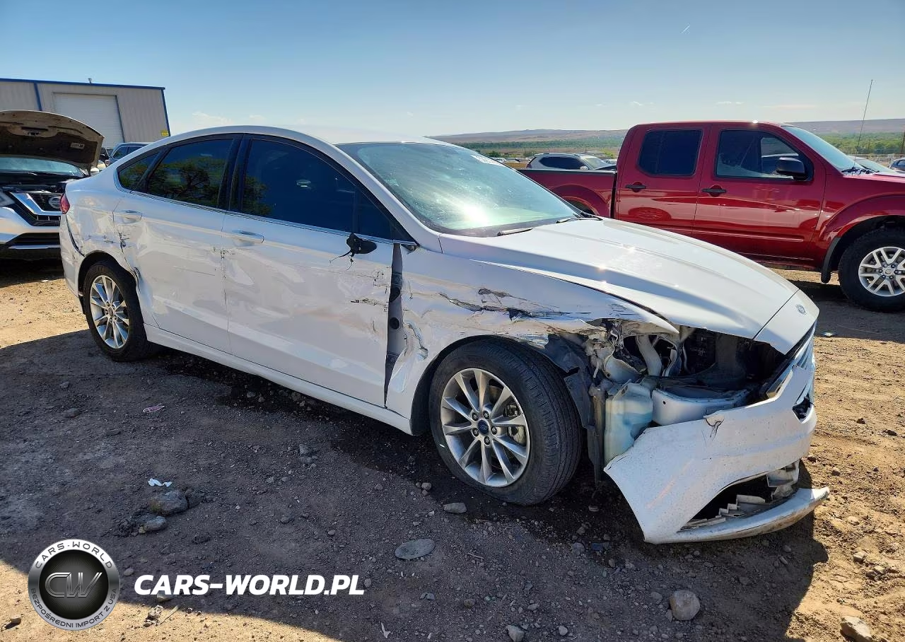 2017 Ford Fusion Se VIN:3FA6P0H77HR397702 - 4