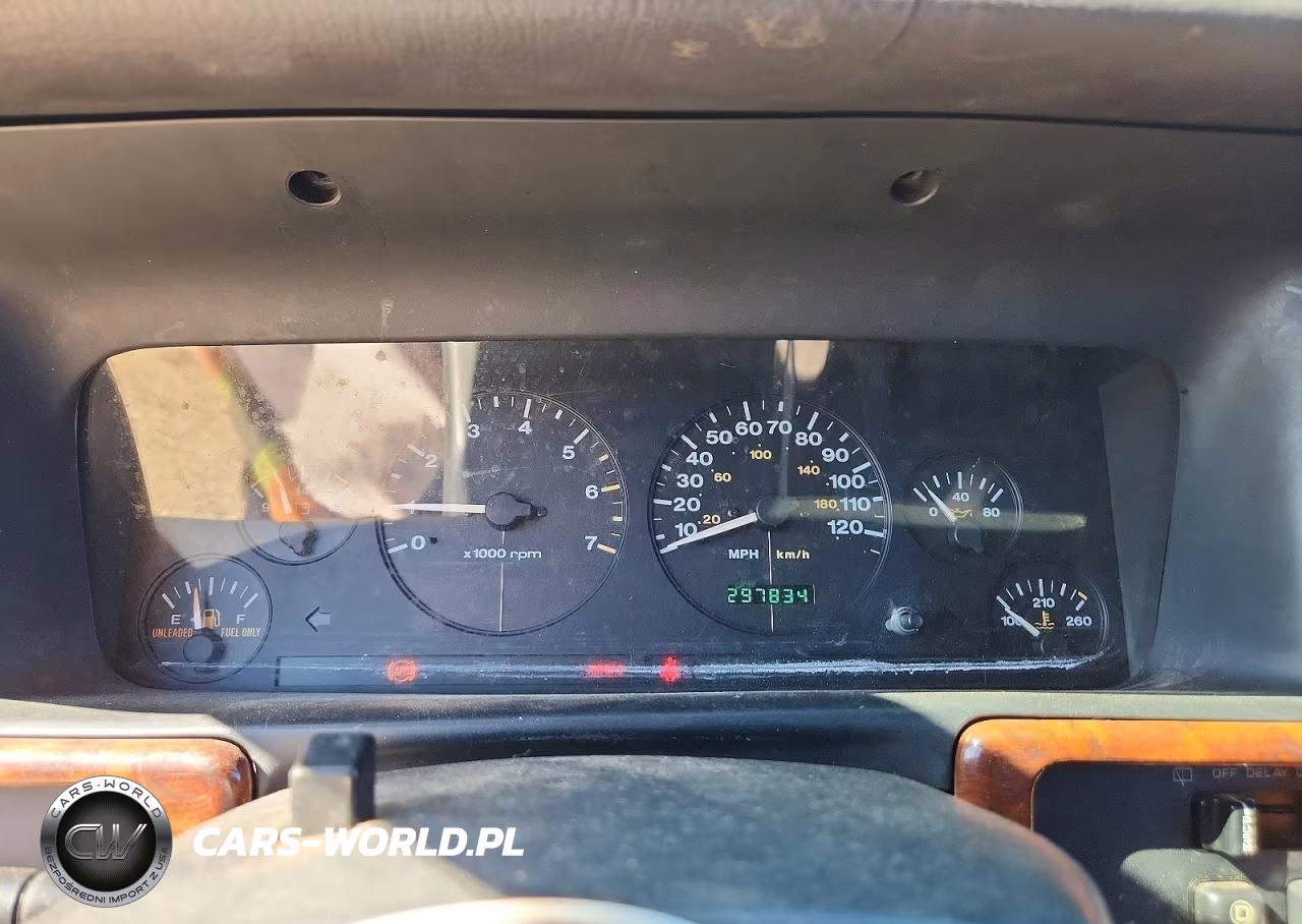 1998 Jeep Grand Cherokee Laredo VIN:1J4FX58S5WC340903 - 9