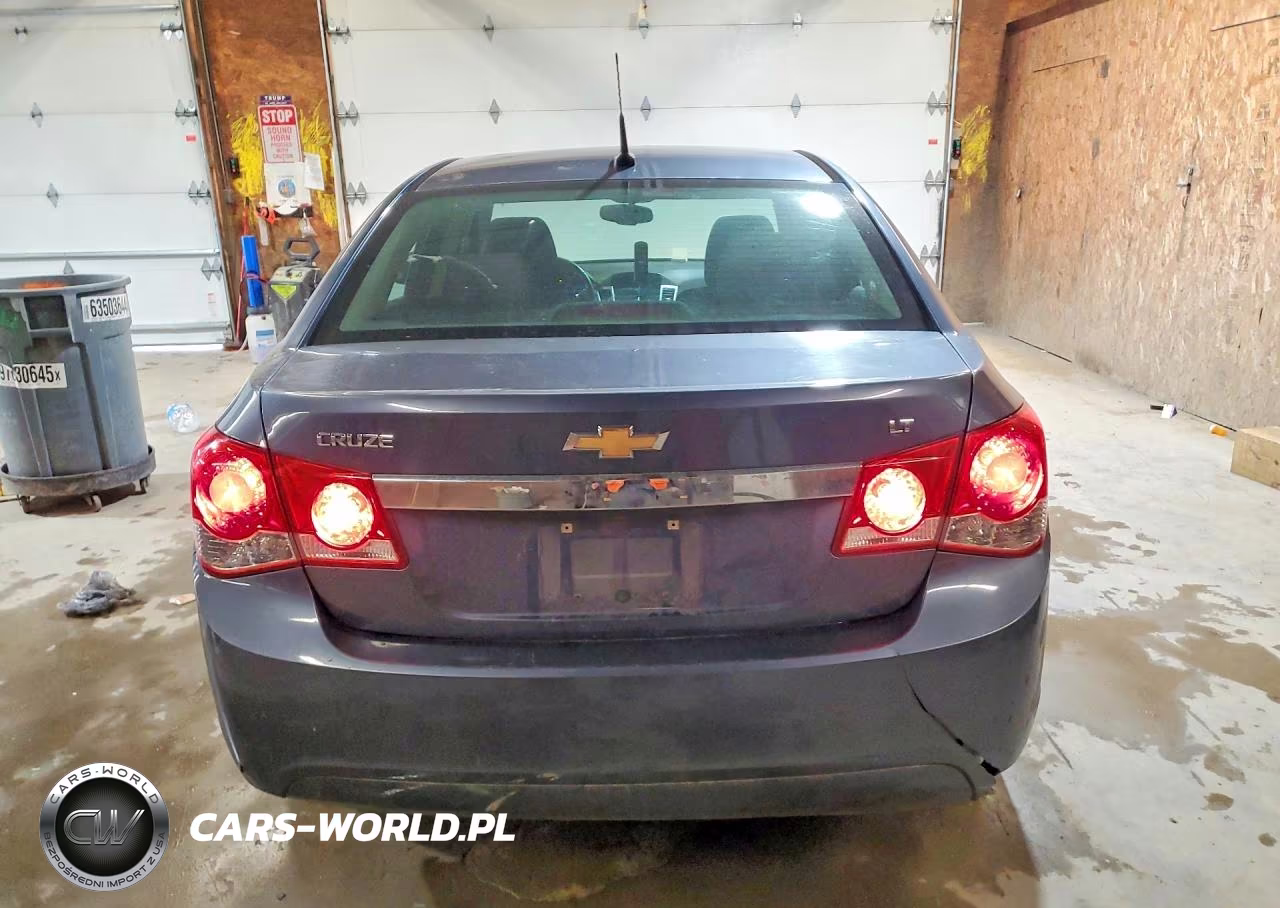 2014 Chevrolet Cruze VIN:1G1PC5SB2E7124568 - 6