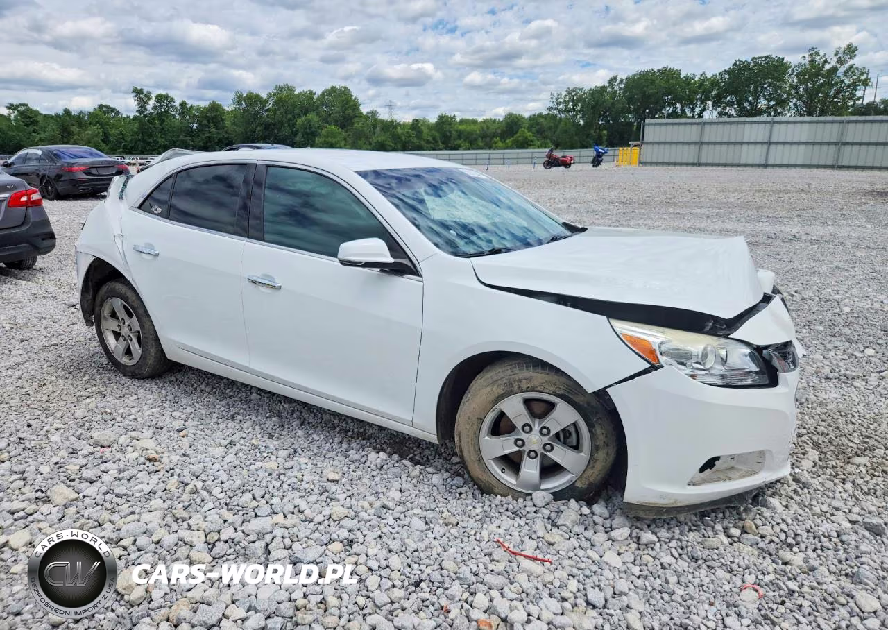 2015 Chevrolet Malibu 1Lt VIN:1G11C5SL0FF240857 - 4
