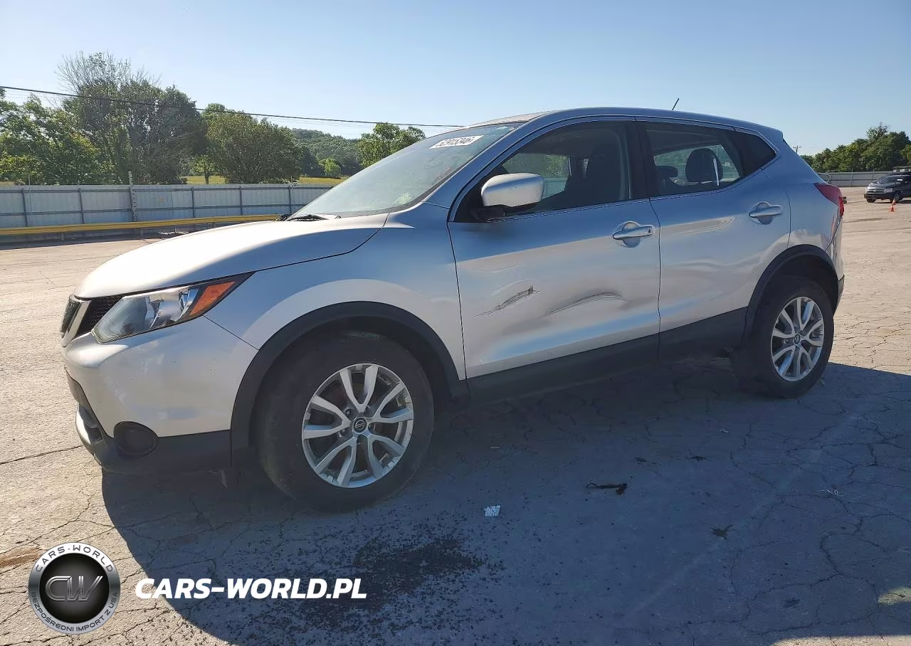 2018 Nissan Rogue Sport S