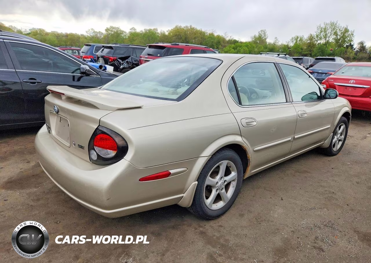 2001 Nissan Maxima Gxe VIN:JN1CA31D71T835142 - 3