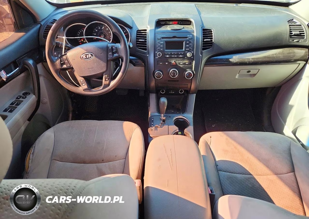KIA SORENTO LX VIN:5XYKT4A18DG393499 - 8
