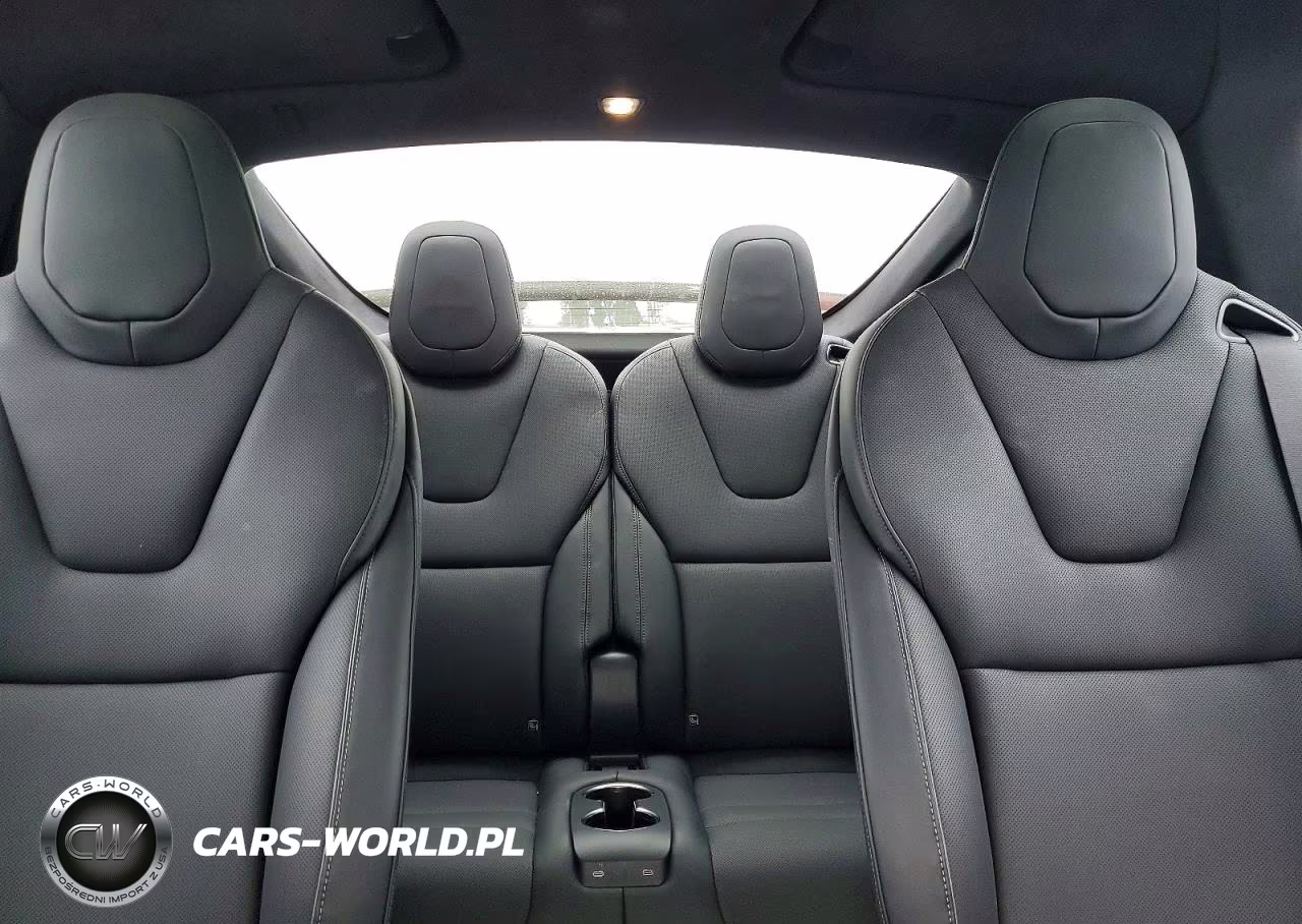 2025 Tesla Model X VIN:7SAXCBE67SF468104 - 10