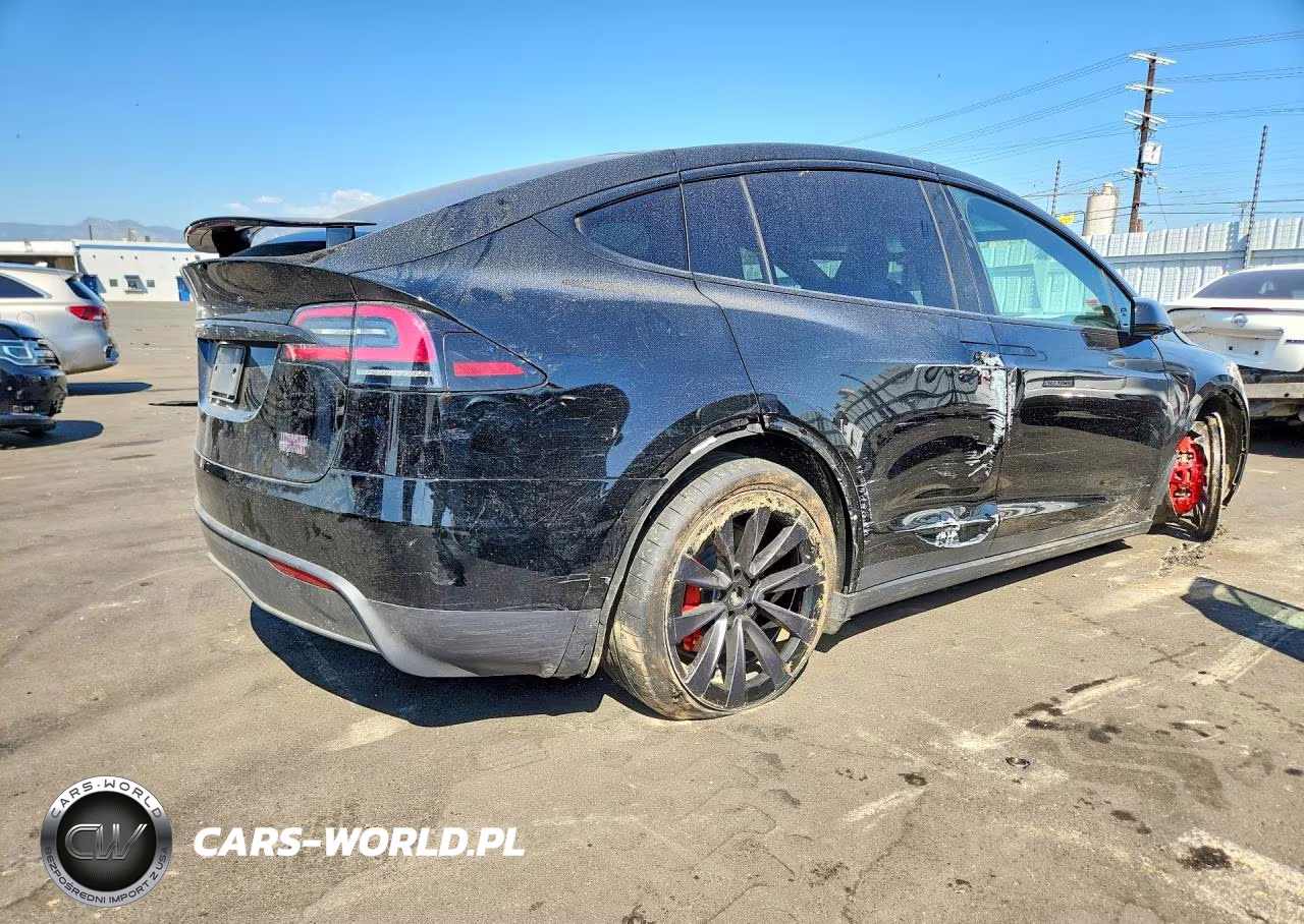 2025 Tesla Model X VIN:7SAXCBE67SF468104 - 3