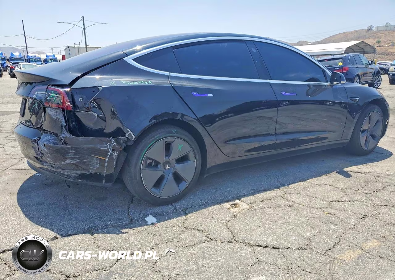 2018 Tesla Model 3 VIN:5YJ3E1EA6JF171909 - 3