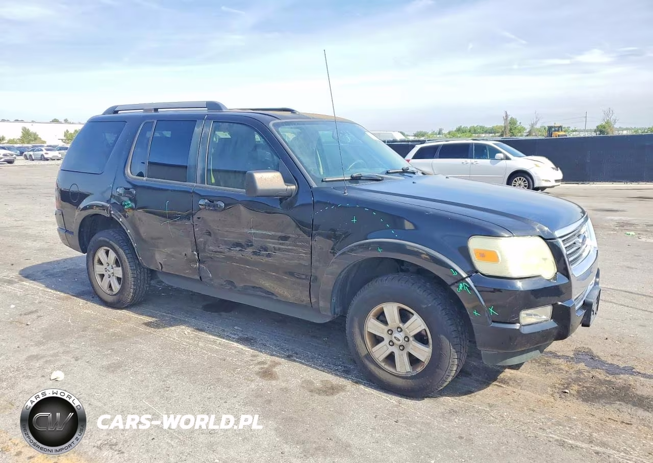 2010 Ford Explorer Xlt VIN:1FMEU6DEXAUA95370 - 4