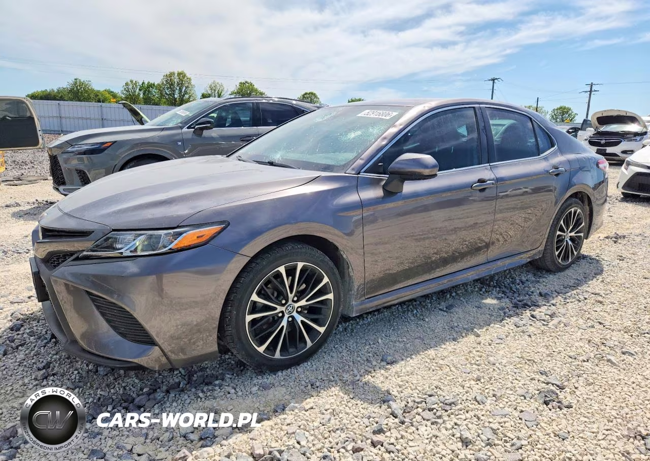 2020 Toyota Camry Se – zdjęcie 1 z 12