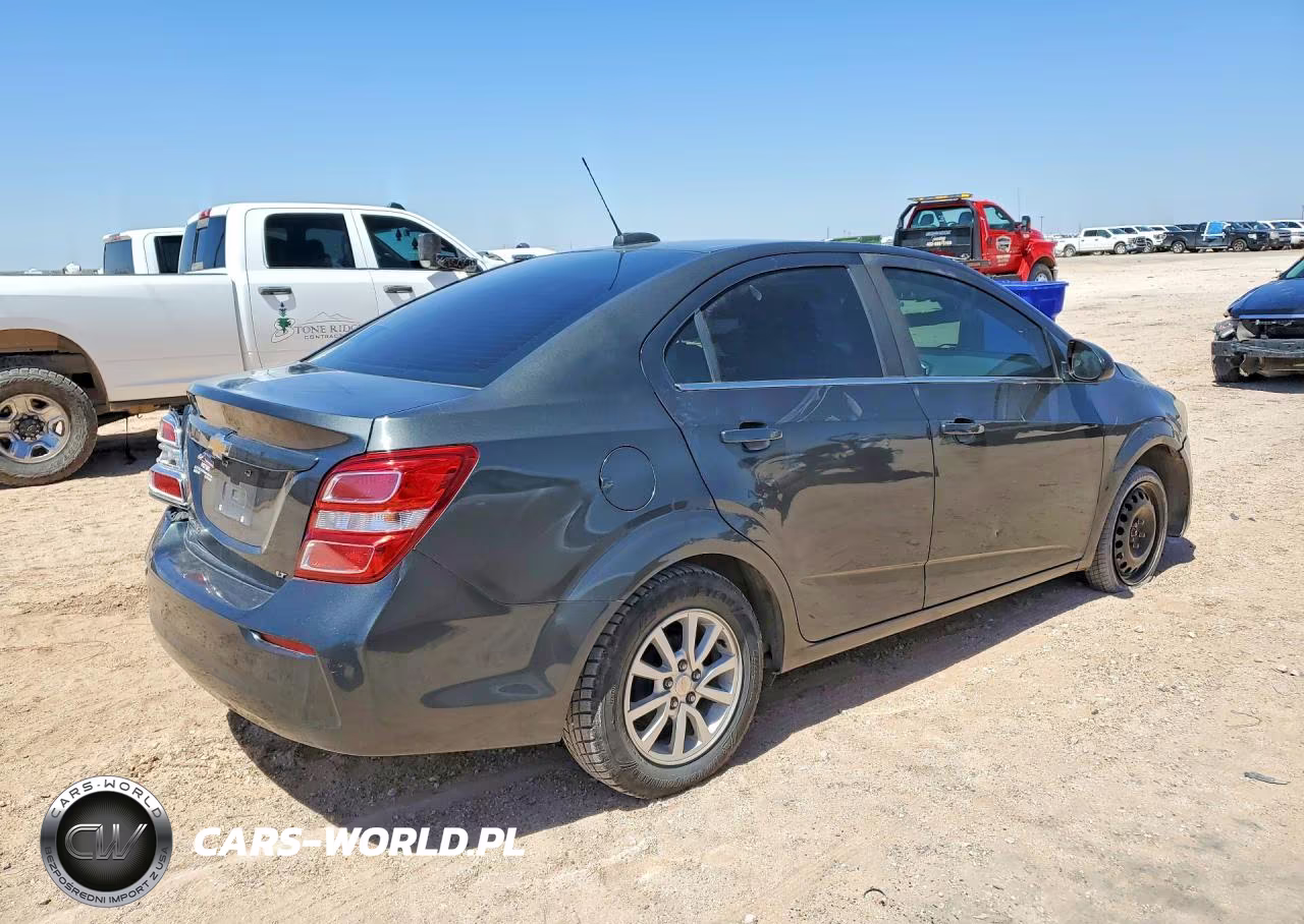 2017 Chevrolet Sonic Lt VIN:1G1JD5SG8H4141671 - 3