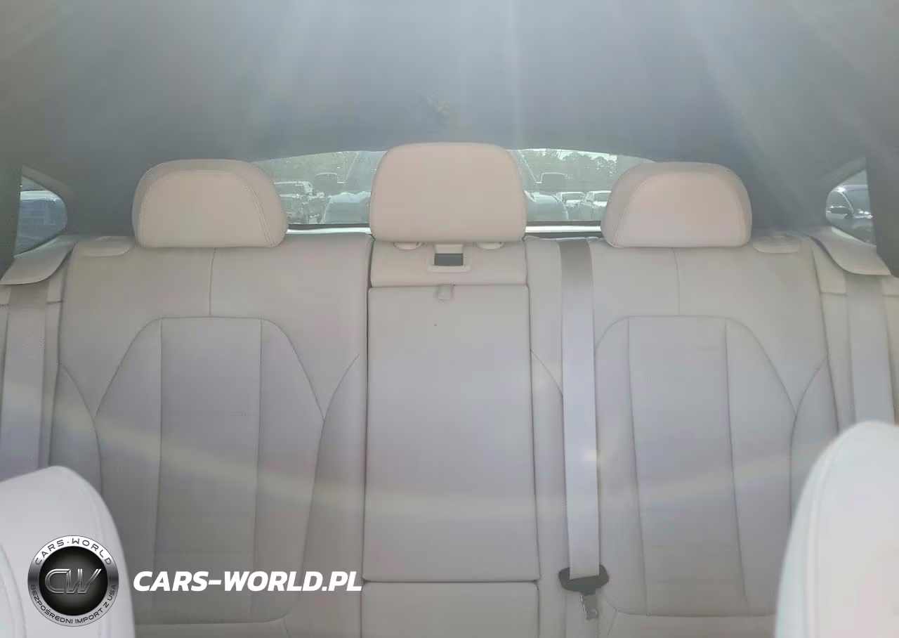 2020 BMW X4 xDrive30I VIN:5UX2V1C0XLLE67474 - 10