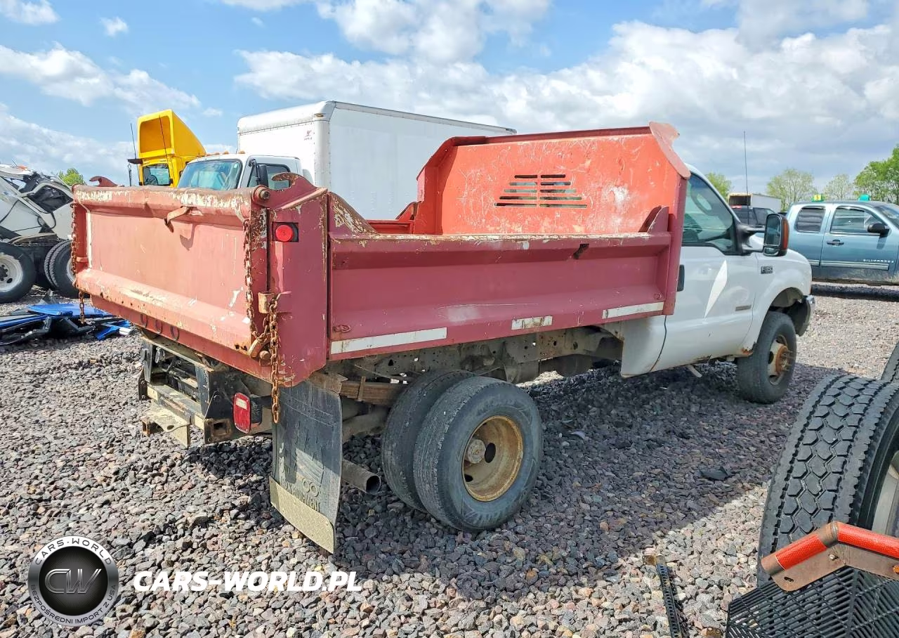 2003 Ford F350 Super Duty VIN:1FDWF37P83ED28525 - 3