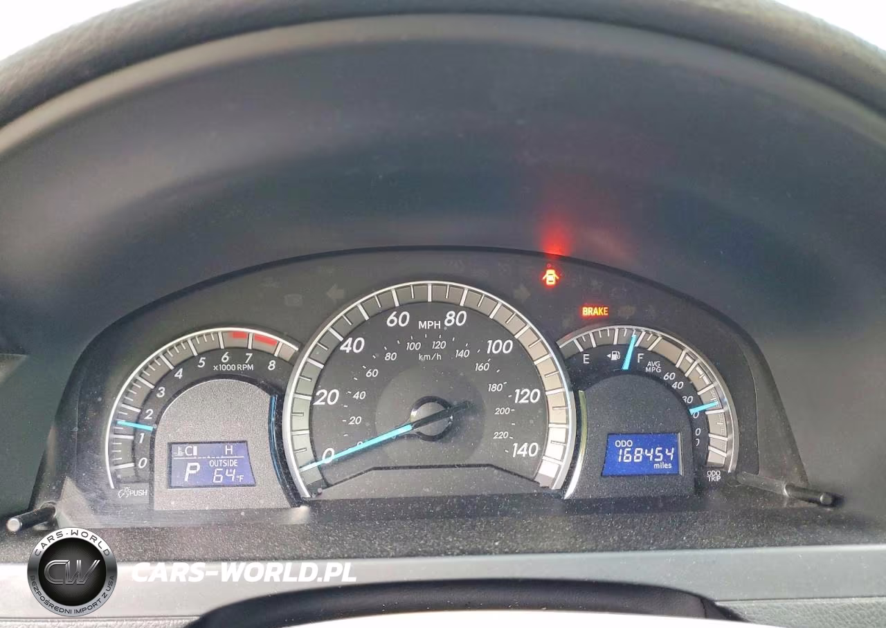 2014 Toyota Camry Se VIN:4T1BF1FK5EU804117 - 9