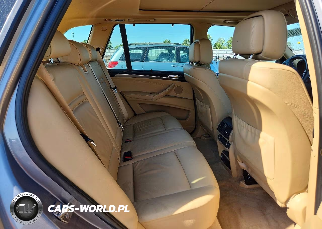 2013 BMW X5 xDrive35I VIN:5UXZV4C53D0B12855 - 11