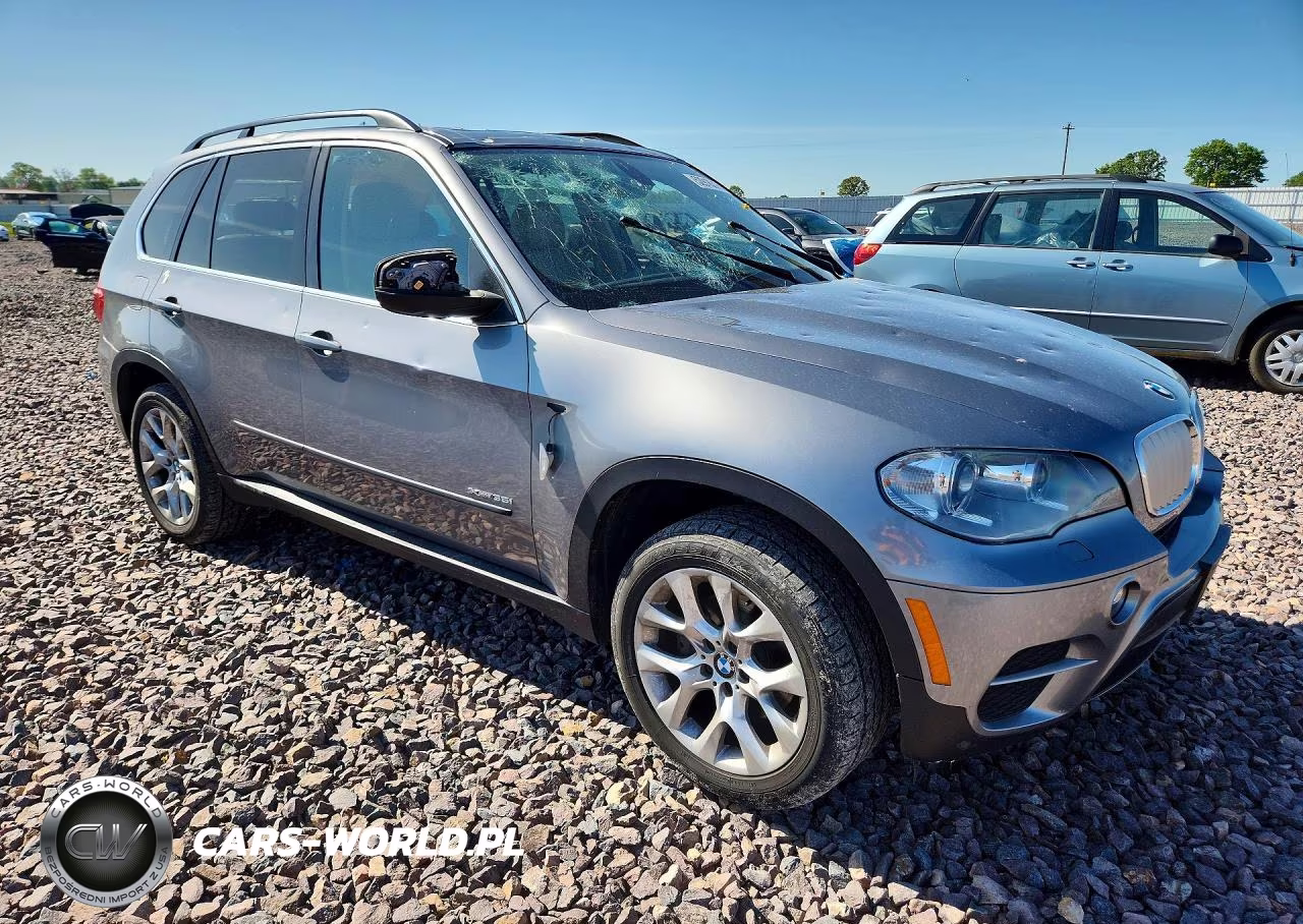 2013 BMW X5 xDrive35I VIN:5UXZV4C53D0B12855 - 4