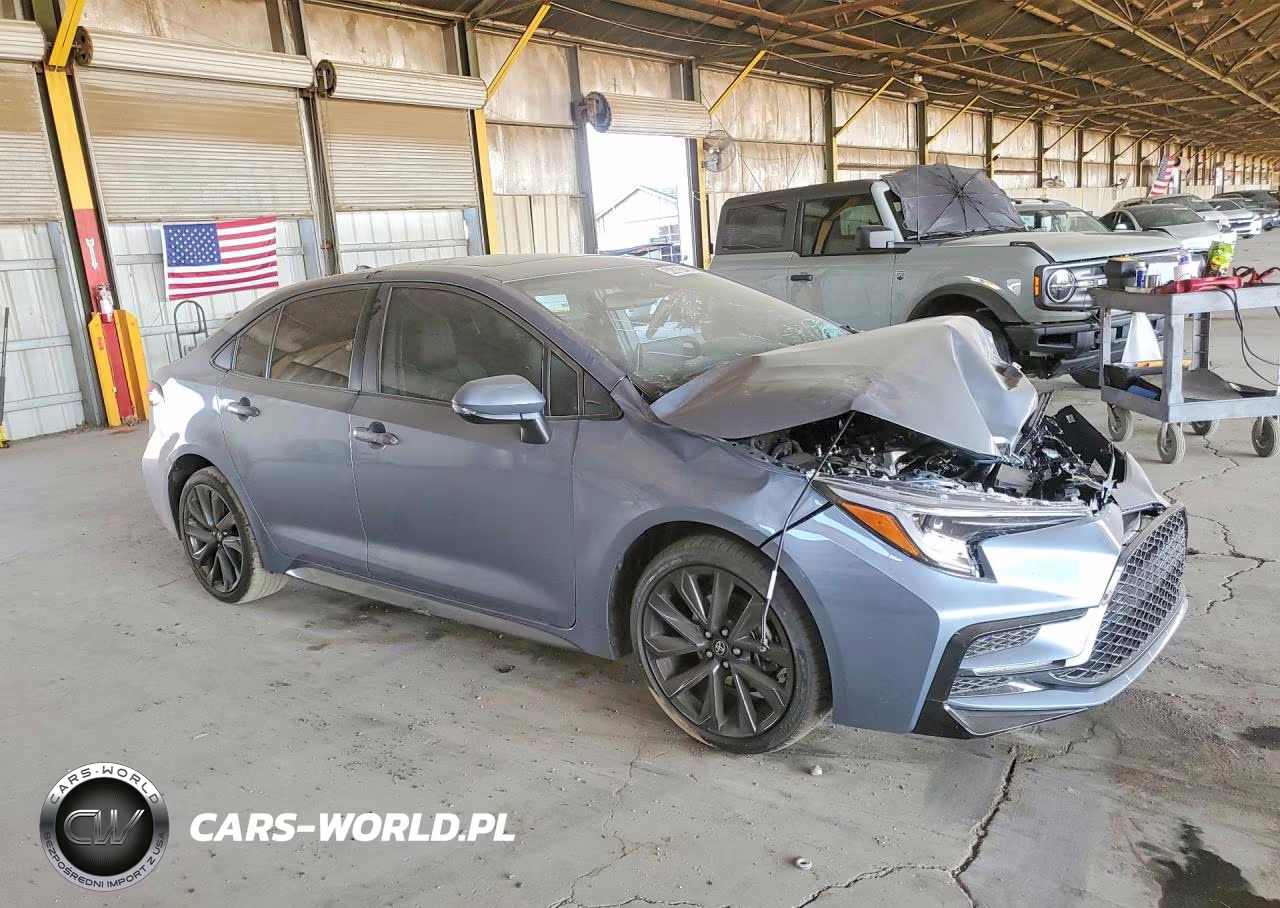 2026 Toyota Corolla Xse VIN:JTDT4MCE4T3531611 - 4