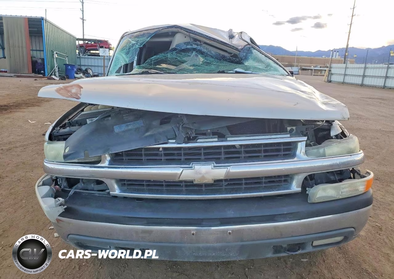2004 Chevrolet Suburban K1500 VIN:3GNFK16Z94G263239 - 5