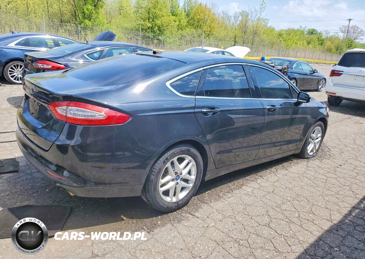 2013 Ford Fusion Se VIN:3FA6P0HR9DR341045 - 3