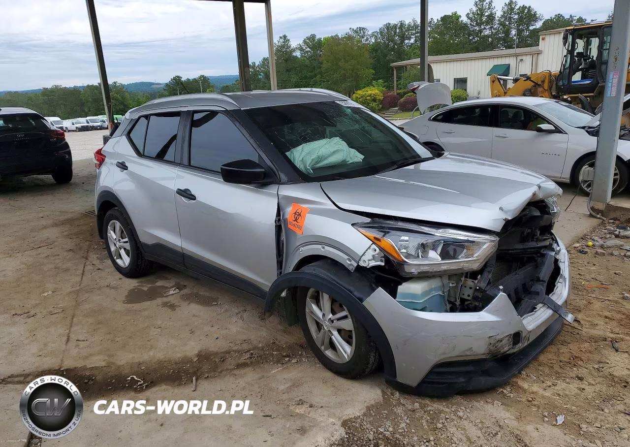 2019 Nissan Kicks S VIN:3N1CP5CU2KL491264 - 4
