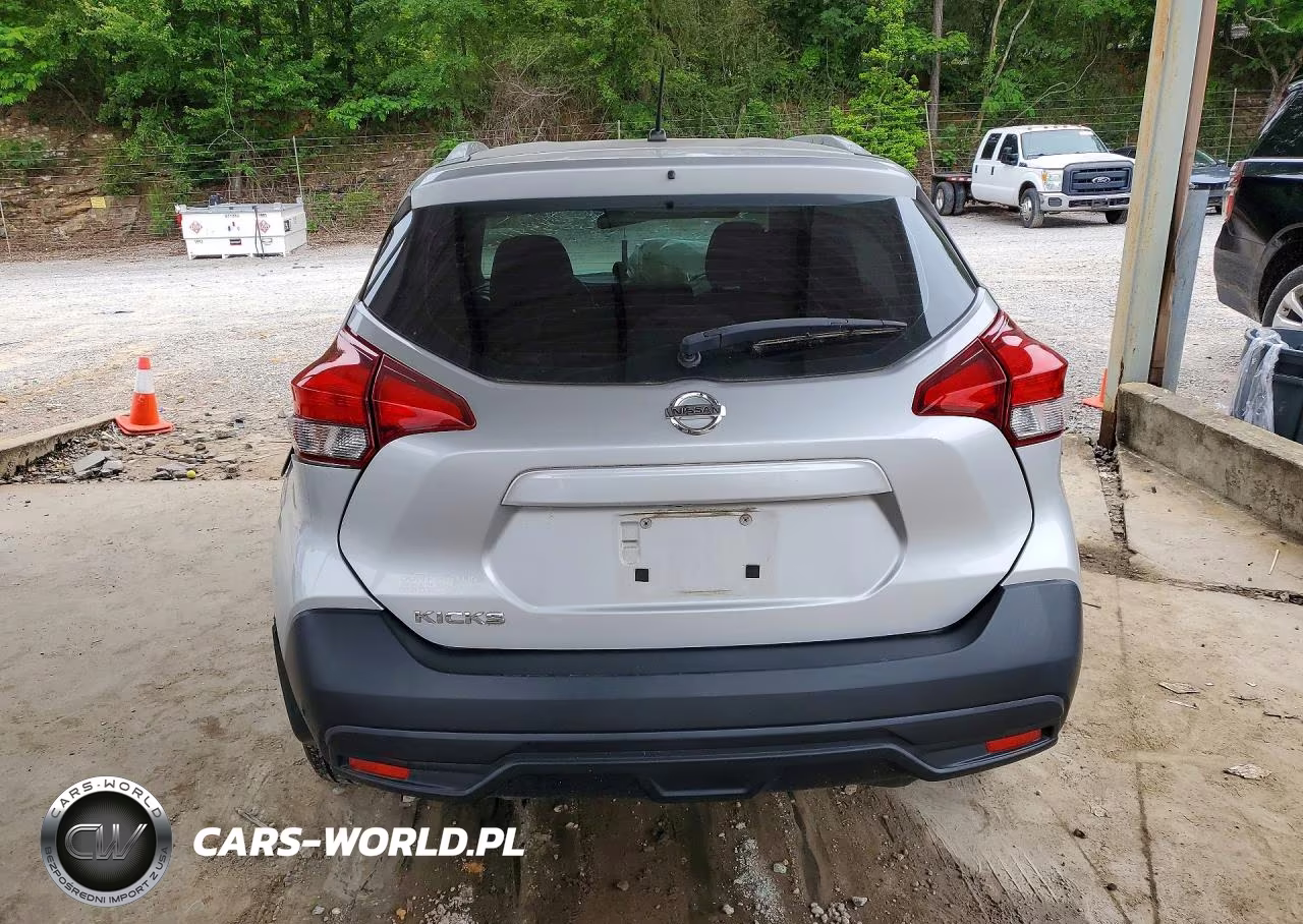 2019 Nissan Kicks S VIN:3N1CP5CU2KL491264 - 6