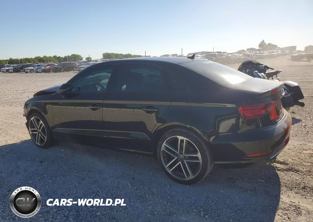 2018 Audi A3 Premium VIN:WAUAUGFFXJ1041516 - 2