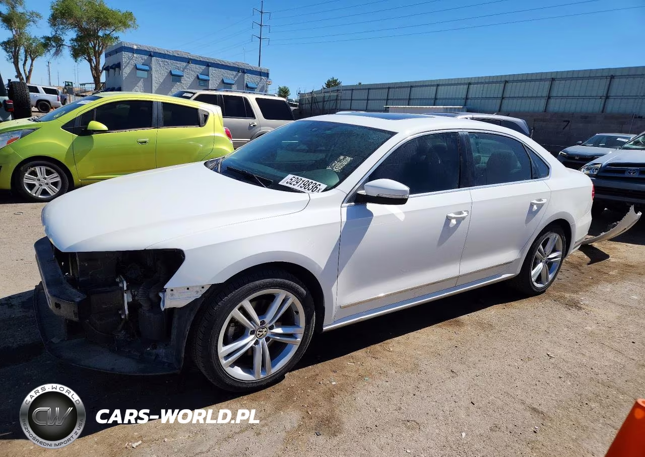 2015 Volkswagen Passat Sel – zdjęcie 1 z 13