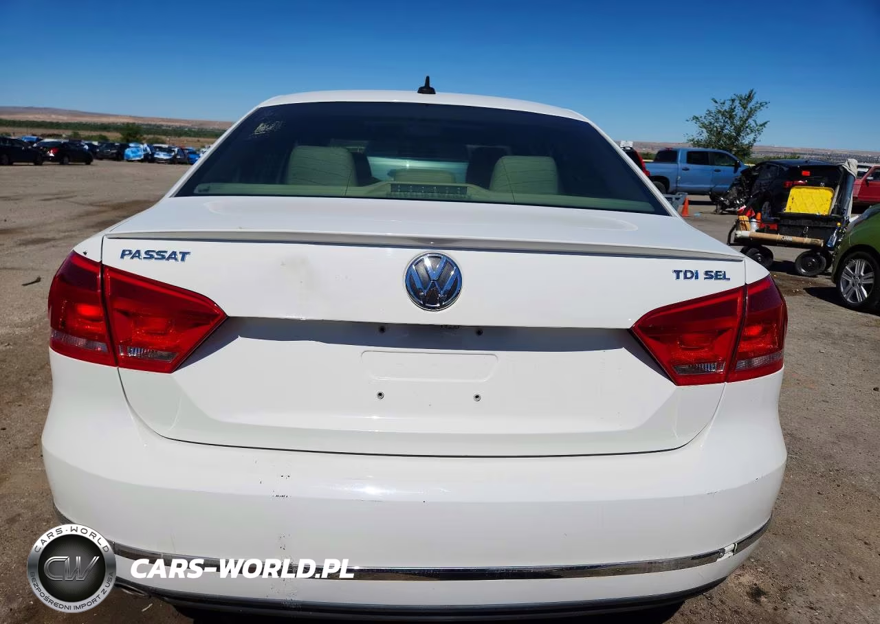 2015 Volkswagen Passat Sel VIN:1VWCV7A34FC064790 - 6
