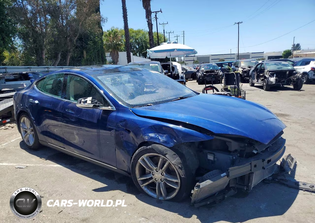 2015 Tesla Model S VIN:5YJSA1E20FF114287 - 4
