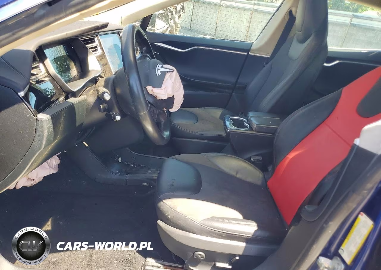 2015 Tesla Model S VIN:5YJSA1E20FF114287 - 7