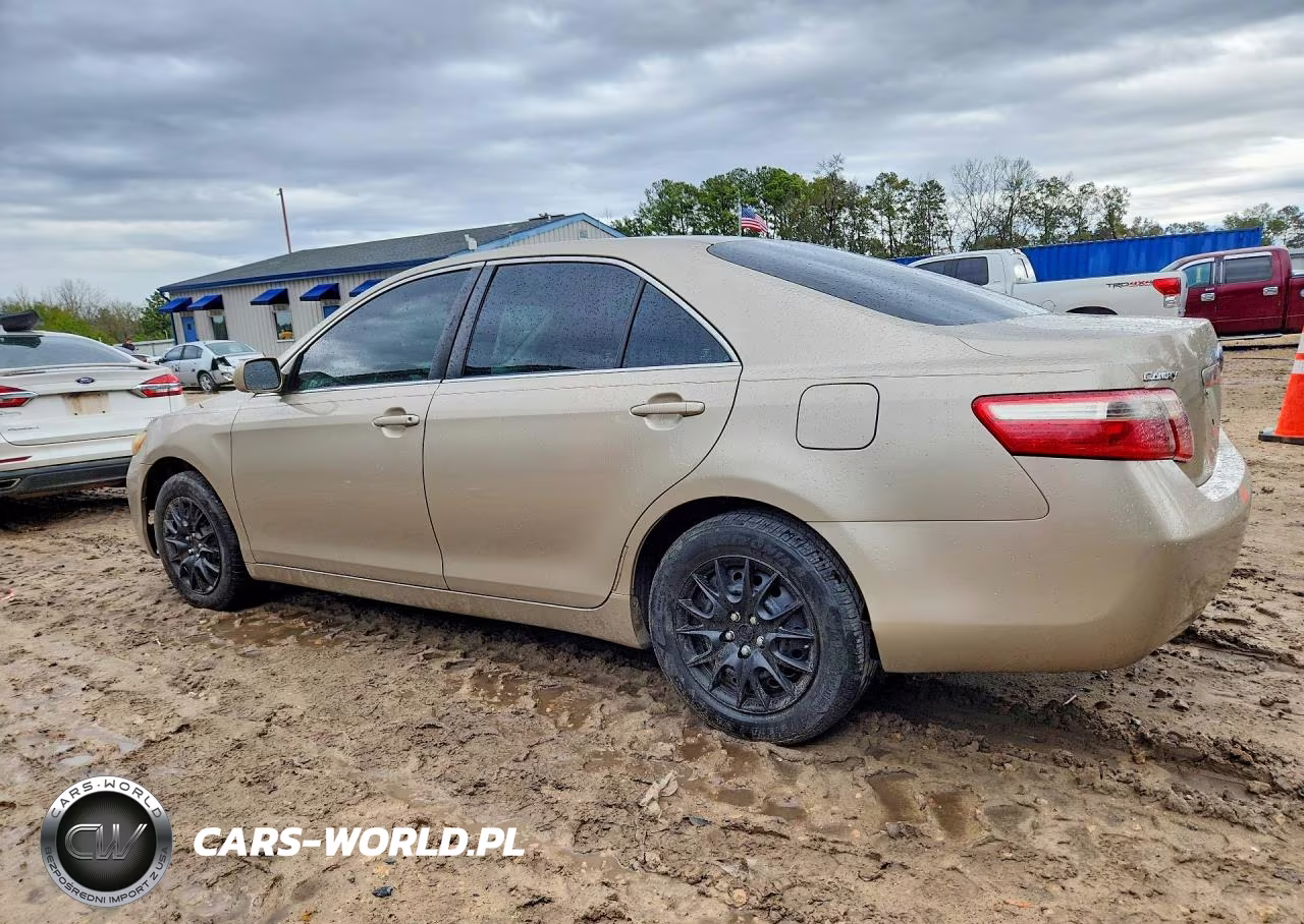 2009 Toyota Camry Le VIN:4T4BE46K99R057945 - 2