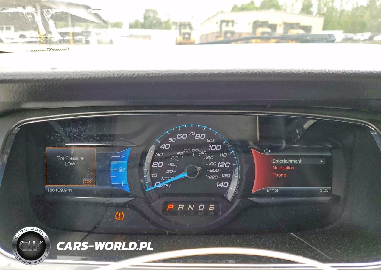 2015 Ford Taurus Sel VIN:1FAHP2E81FG108416 - 9