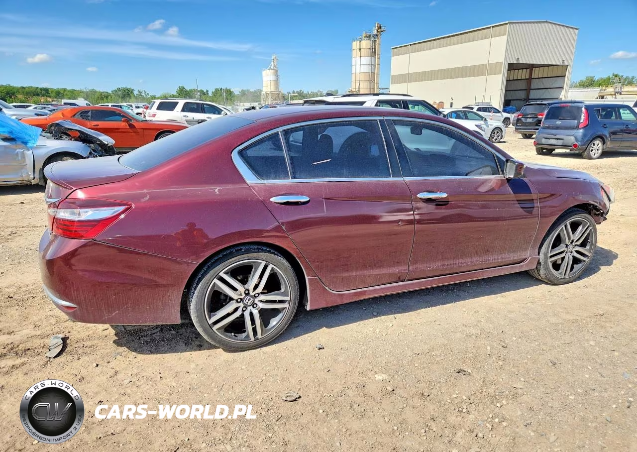 2017 Honda Accord Sport VIN:1HGCR2F54HA083635 - 3