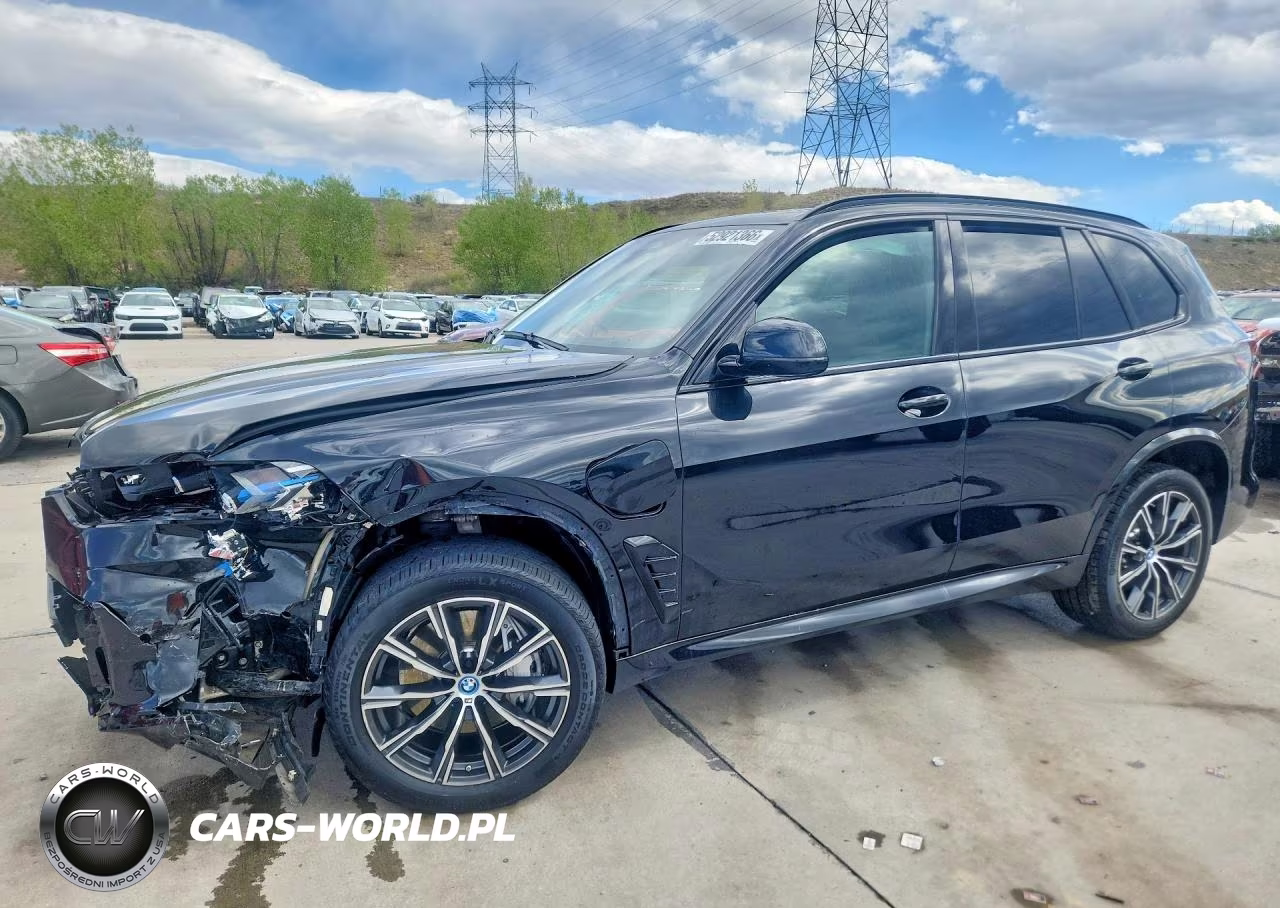 2025 BMW X5 xDrive50E – zdjęcie 1 z 14