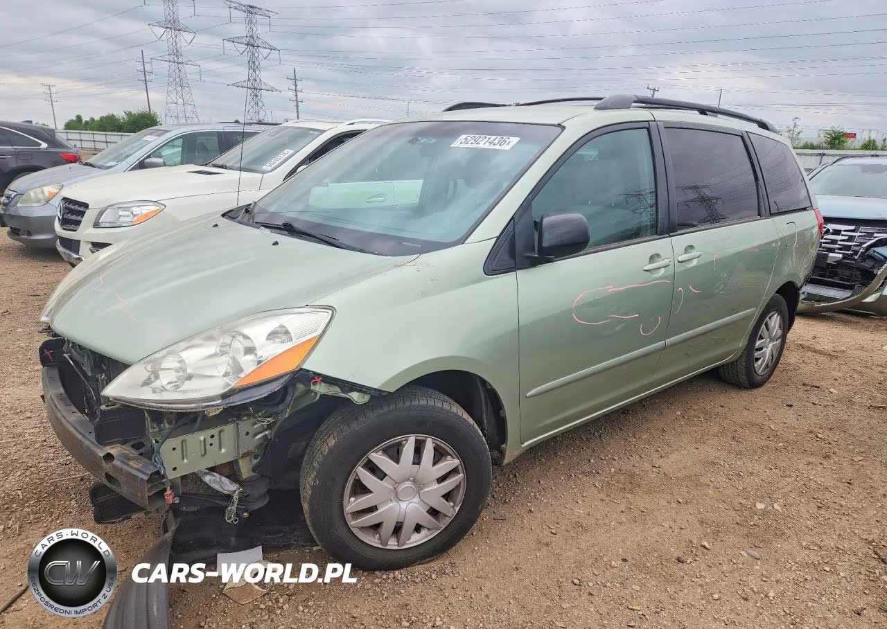 2009 Toyota Sienna Le 8-Passenger