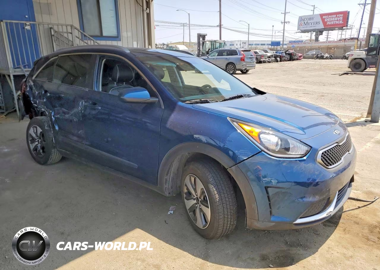 2019 Kia Niro Lx VIN:KNDCB3LC6K5318578 - 4