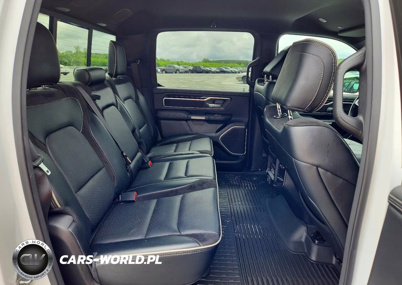 2022 Ram 1500 Laramie 4X4 5'7 Box VIN:1C6SRFJT7NN140669 - 10