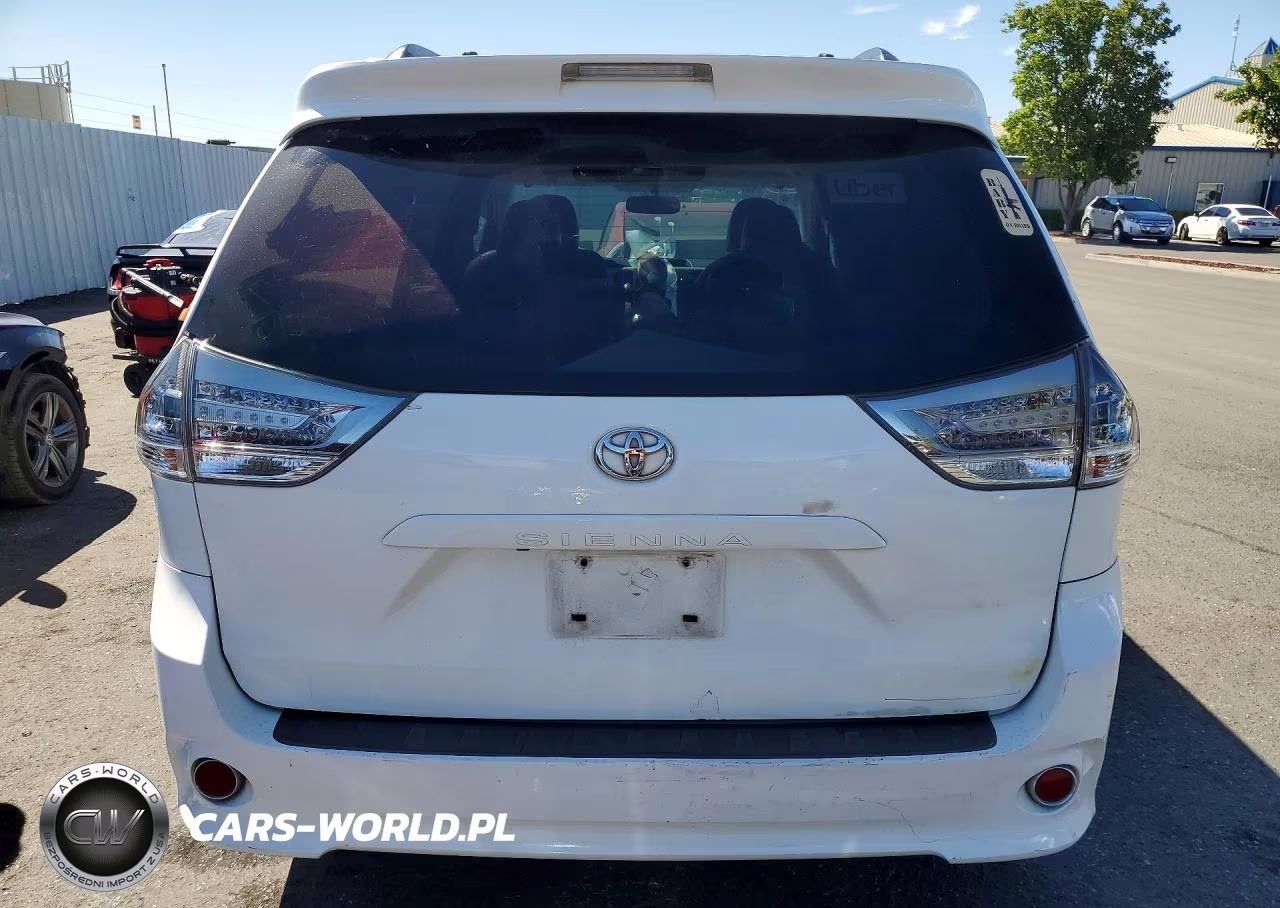 2013 Toyota Sienna Sport VIN:5TDXK3DC8DS398348 - 6