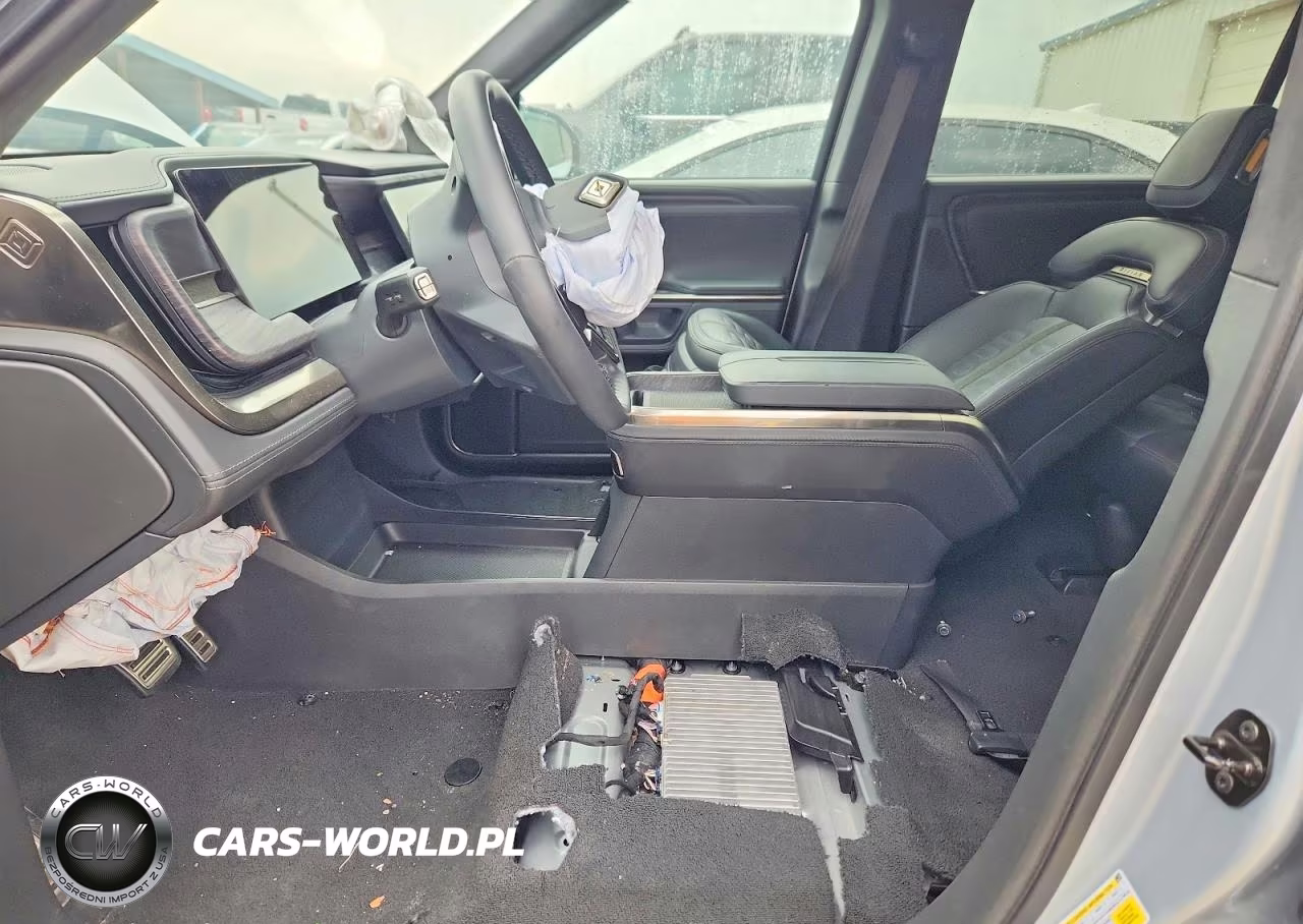 2023 Rivian R1S Adventure VIN:7PDSGABA9PN027915 - 7