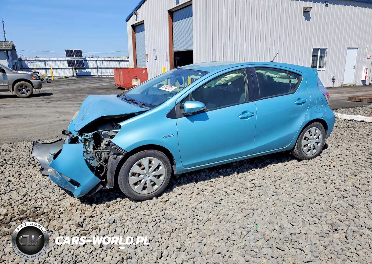 2013 Toyota Prius C Two