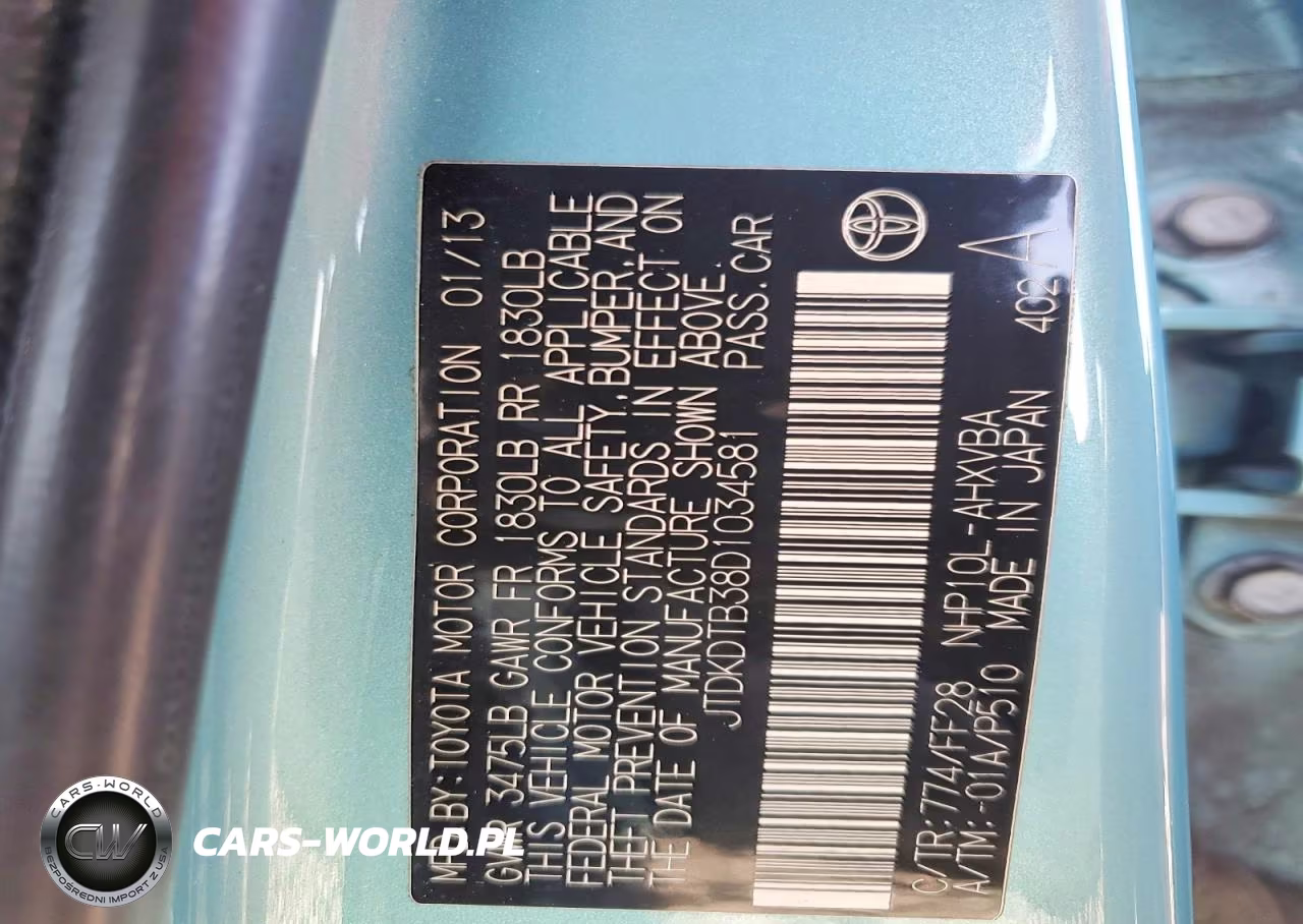 2013 Toyota Prius C Two VIN:JTDKDTB38D1034581 - 13