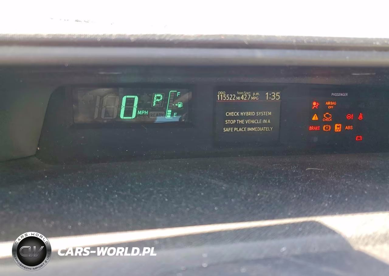 2013 Toyota Prius C Two VIN:JTDKDTB38D1034581 - 9