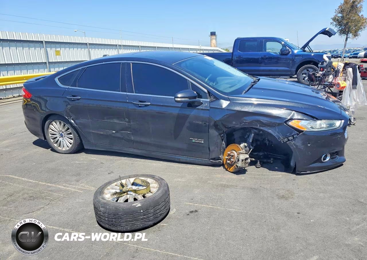 2013 Ford Fusion Titanium Phev VIN:3FA6P0SU9DR365794 - 4