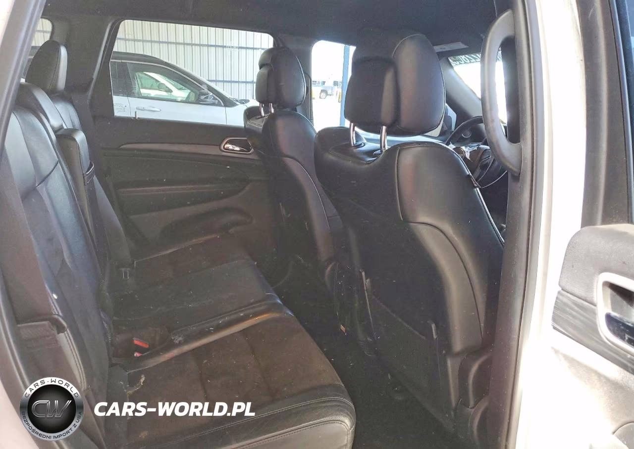 2020 Jeep Grand Cherokee Laredo VIN:1C4RJEAGXLC355712 - 11