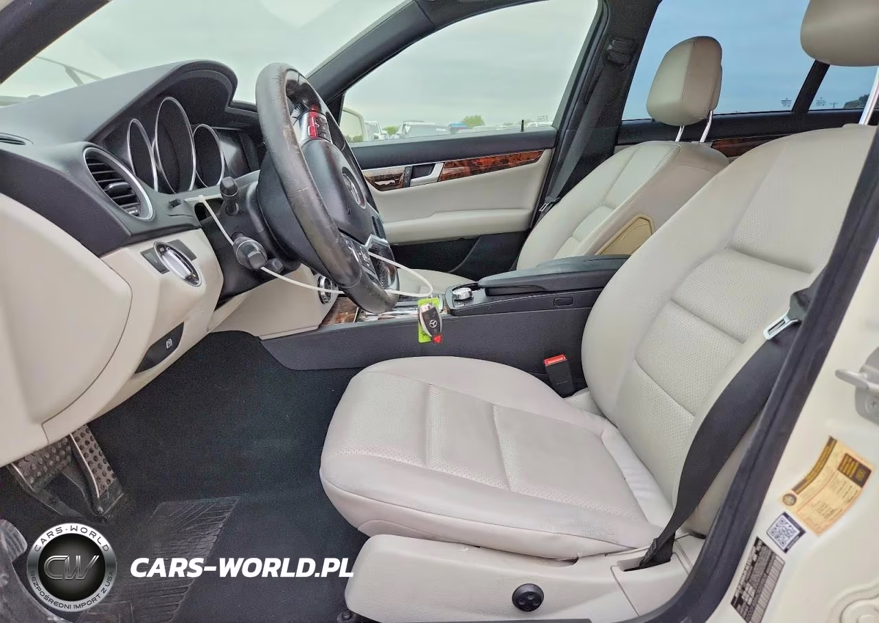 2012 Mercedes-Benz C 300 4Matic VIN:WDDGF8BB6CR209808 - 7
