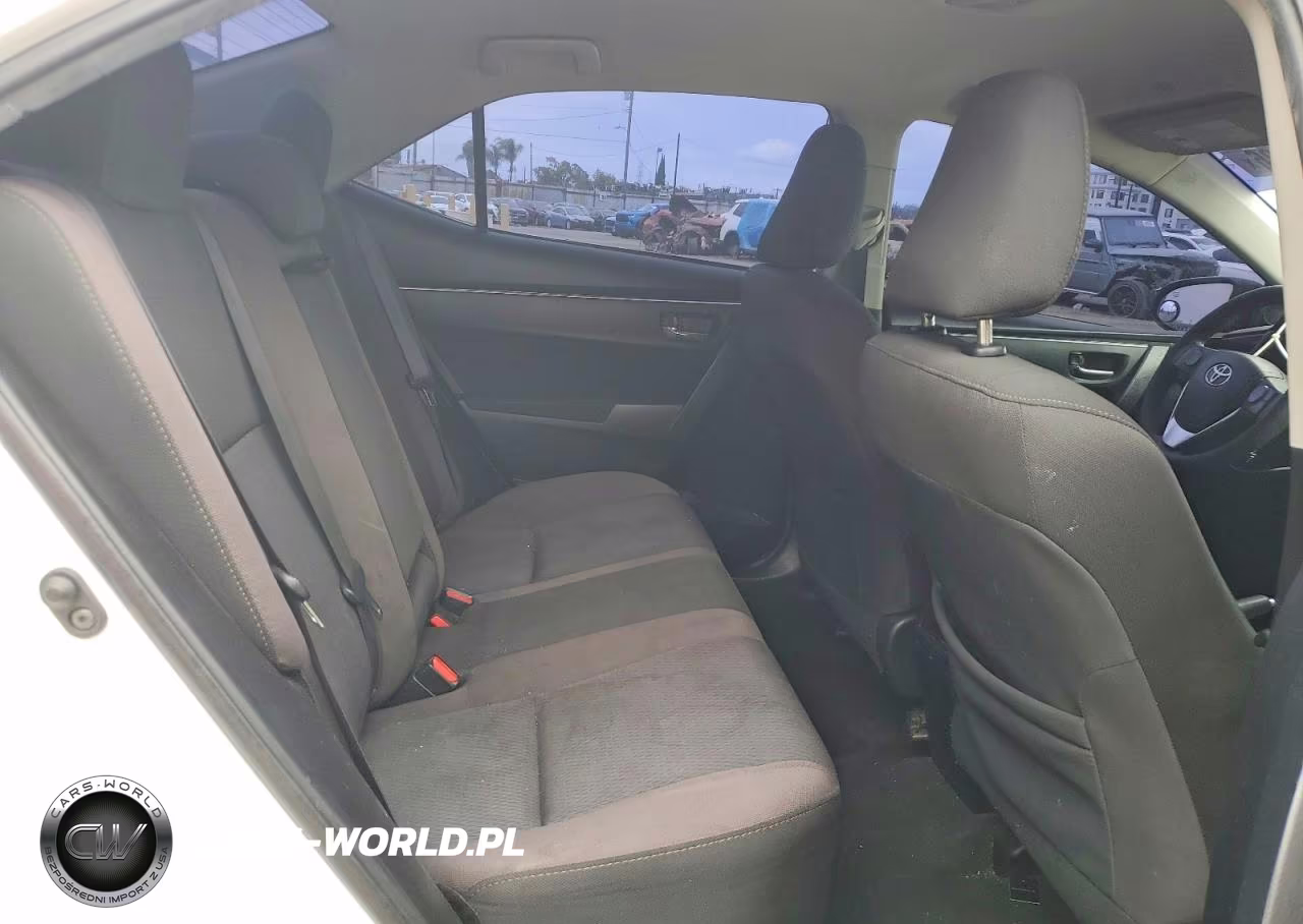 2019 Toyota Corolla Le VIN:2T1BURHE7KC201596 - 10