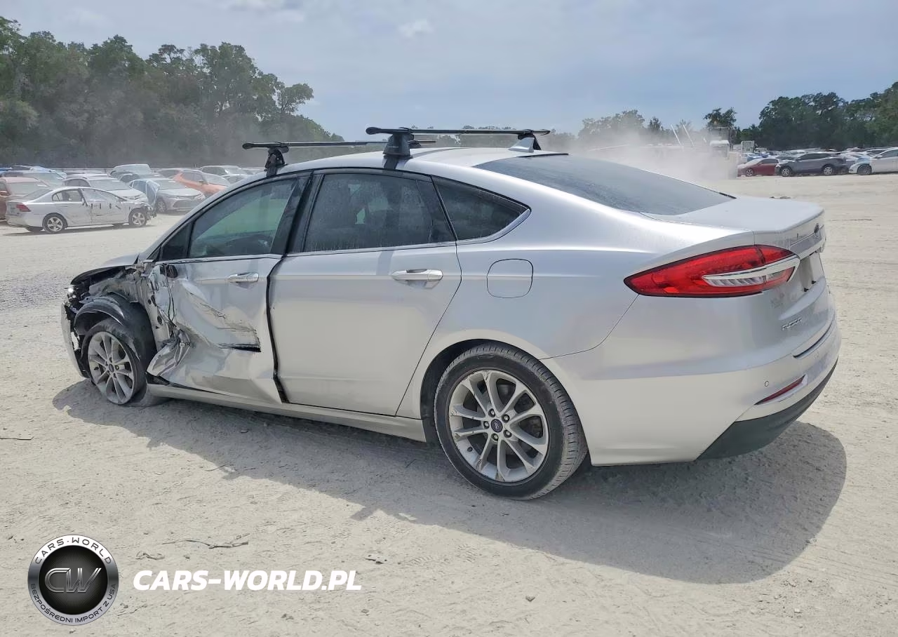 2019 Ford Fusion Se VIN:3FA6P0LU7KR109259 - 2
