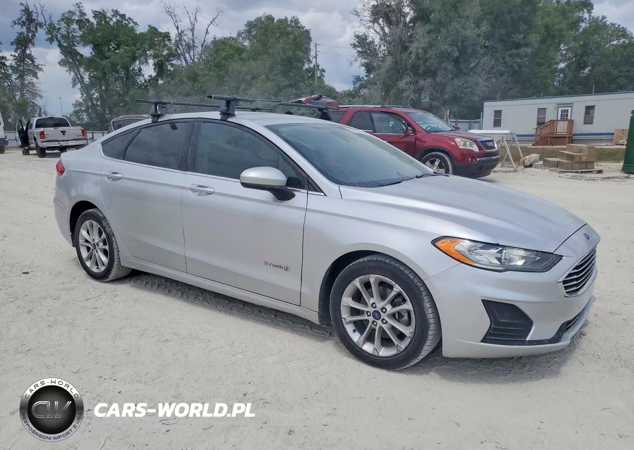 2019 Ford Fusion Se VIN:3FA6P0LU7KR109259 - 4