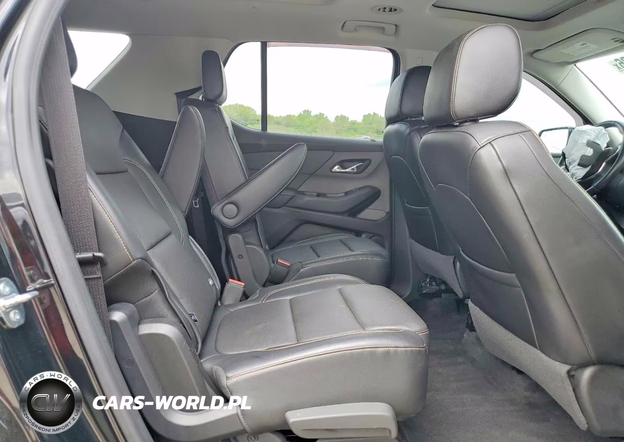 2018 Chevrolet Traverse Premier VIN:1GNERKKW5JJ123045 - 11